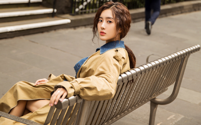 “锋刃-2025”国际狙击手射击竞赛进行“搭乘舟艇水上狙击”课目竞赛